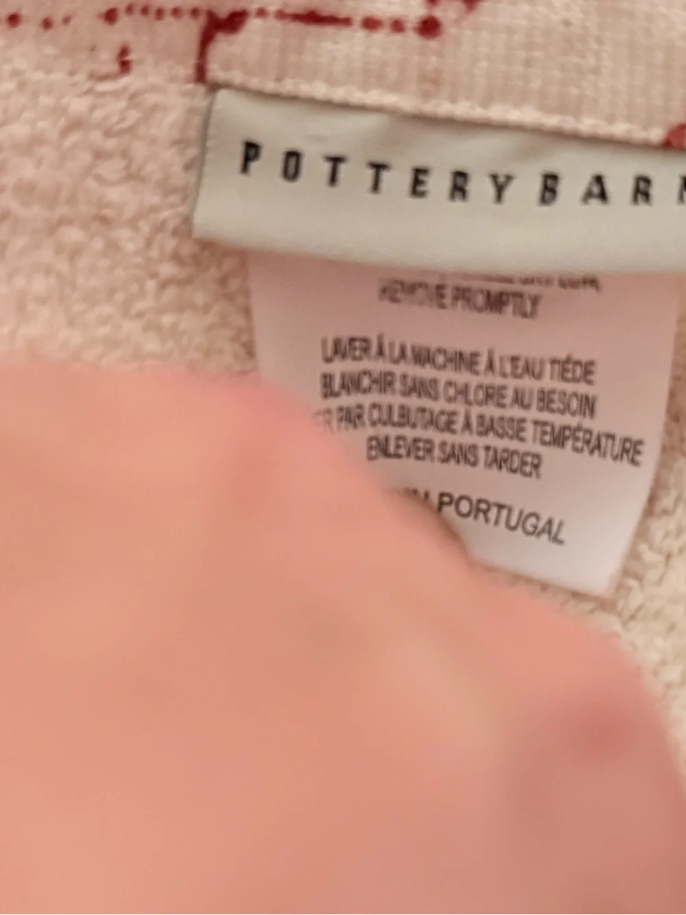 Pottery Barn Paris Toile Postcard Print Red/White Cotton Bath Towel 28x55